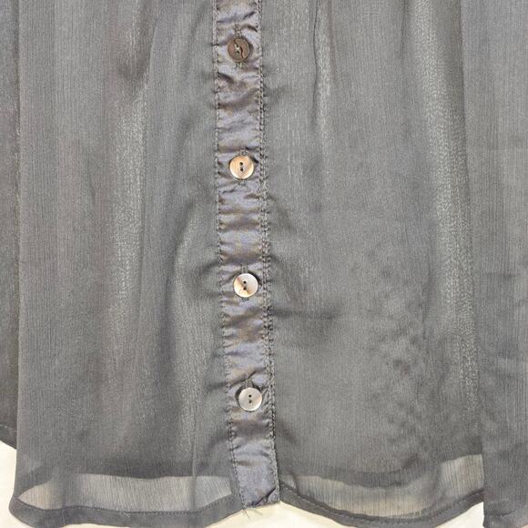 Buckle Day Trip Women's Sheer Embellished Top. Size Large. - Picture 5 of 8